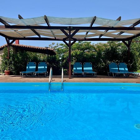 Villa Vave Неа Ираклия Екстериор снимка