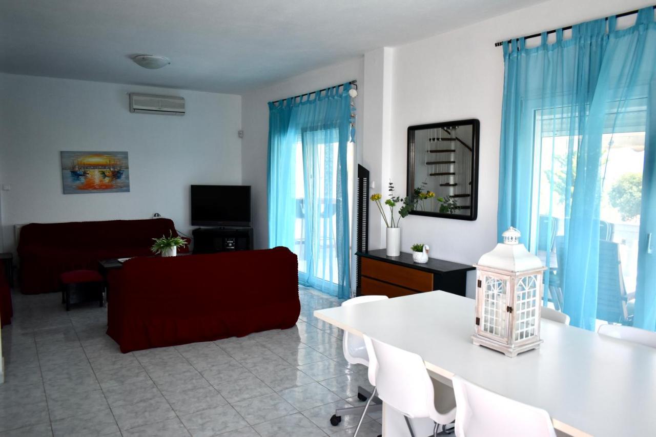 Villa Vave Неа Ираклия Екстериор снимка